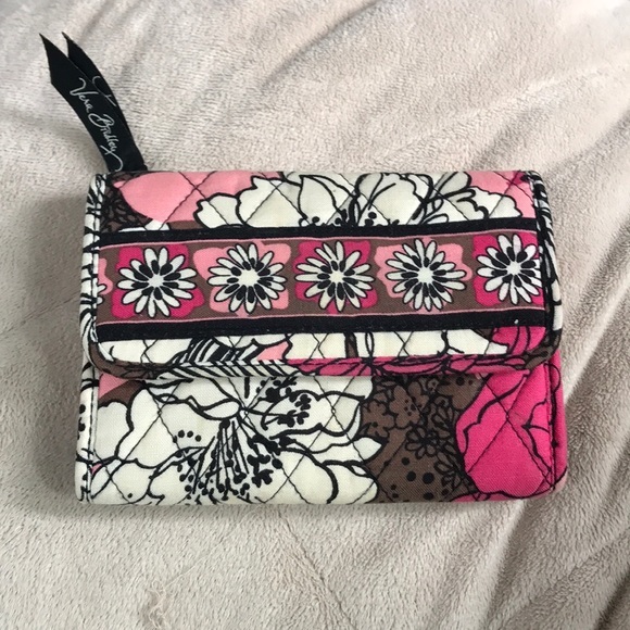 Vera Bradley Handbags - Vera Bradley wallet